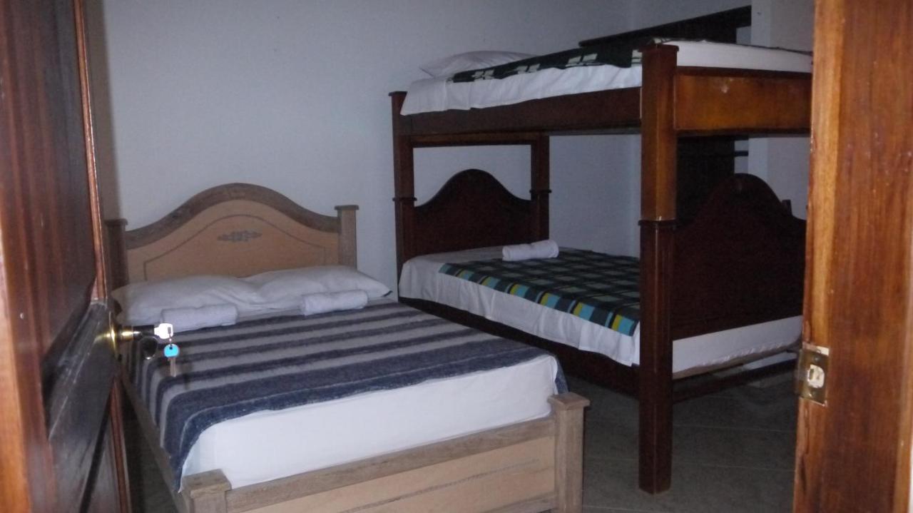 Hostal Naty Luna Jardín Zewnętrze zdjęcie