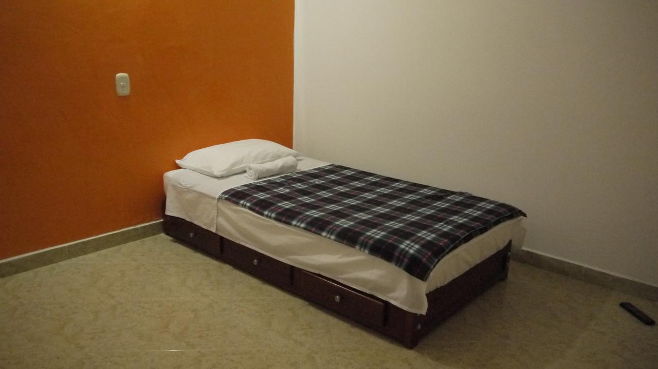 Hostal Naty Luna Jardín Zewnętrze zdjęcie