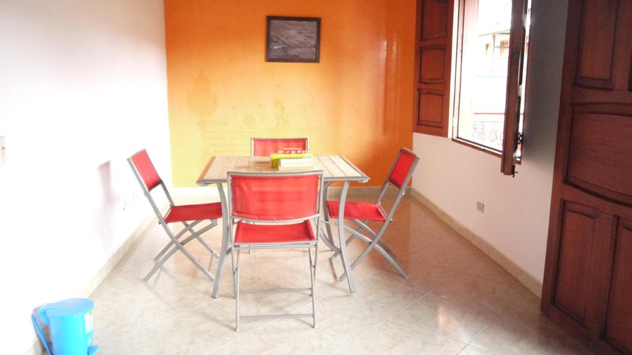 Hostal Naty Luna Jardín Zewnętrze zdjęcie